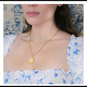 Common era Athena necklace